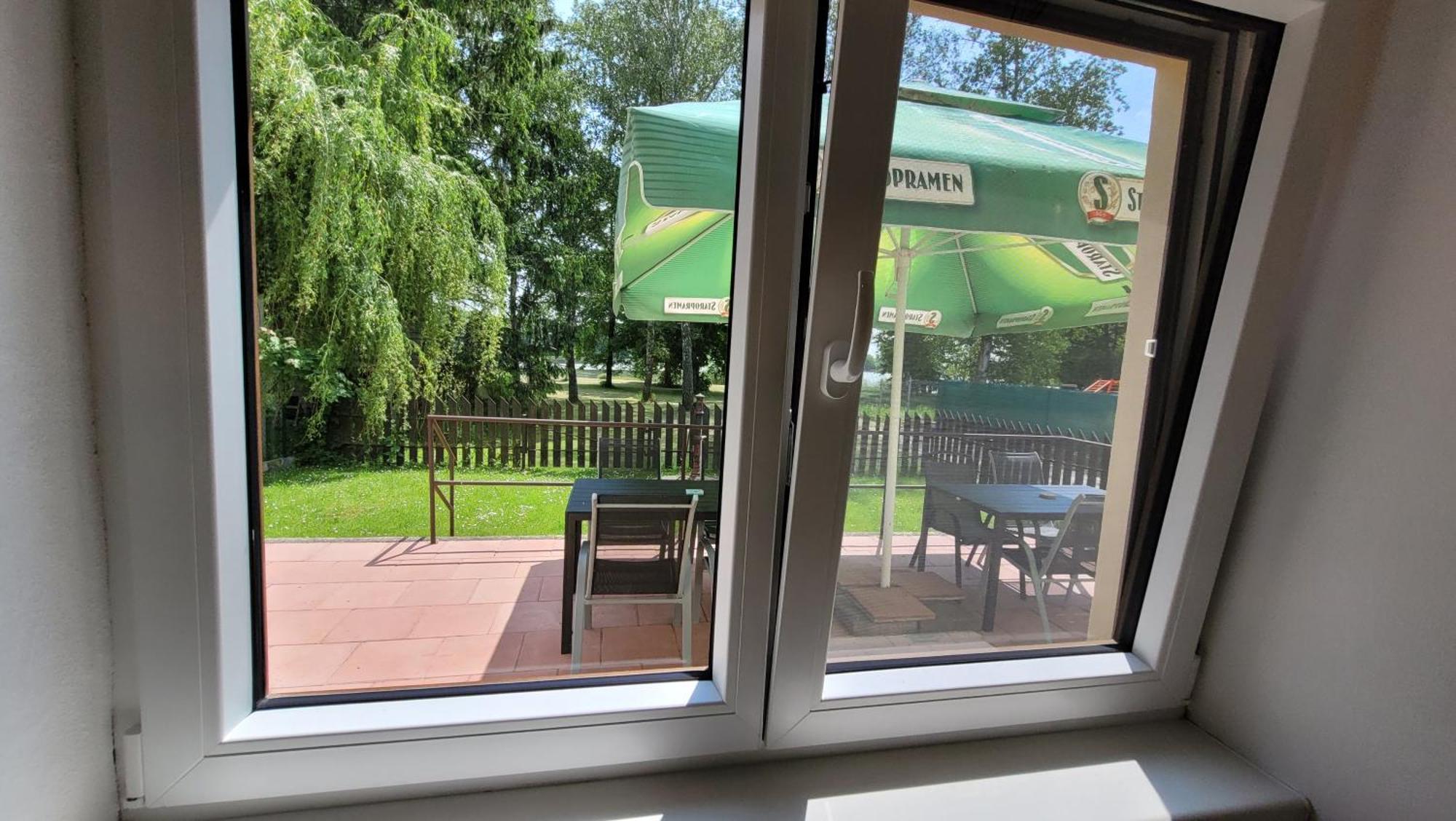 Jihoceska Pohoda U Plaze Třeboň Extérieur photo